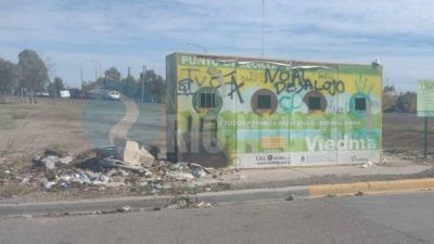 Barrio Los Fresnos: reclaman por un punto de reciclaje en malas condiciones