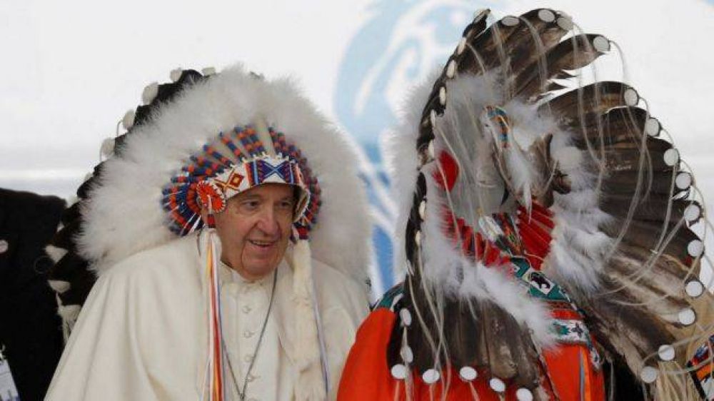 La histrica peticin de perdn a los pueblos indgenas: El Papa Francisco viaja a Canad