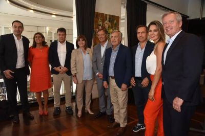Elecciones 2023: los jefes de la UCR no tienen un candidato propio fuerte y eso les dificulta la negociaci�n de las listas con Pro
