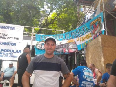 La Agrupación Juan Manuel Palacios está acampando en el Ministerio de Trabajo de Nación
