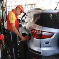 Shell aumentó sus naftas: en Córdoba la súper pasó la barrera de los $200