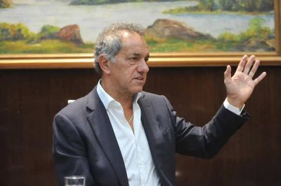 Daniel Scioli y un mensaje para La C�mpora: �Ac� hay que respetar la figura presidencial�