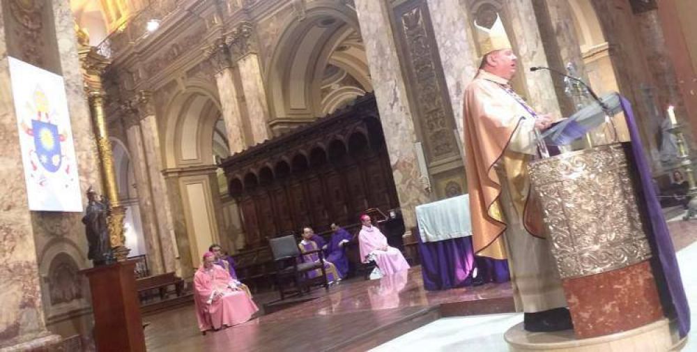 El nuncio convoc a rezar por el Papa y a 'custodiarnos entre nosotros'