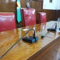 Rastros del ao electoral en un Concejo tenso