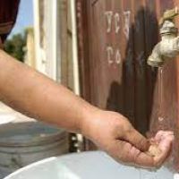 “Queremos agua potable”: el pedido que reúne a 12 familias de Arcadia