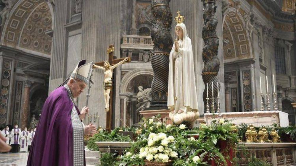 Francisco invita a renovar consagración al Inmaculado Corazón de María