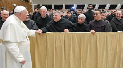 El Papa Francisco explica 5 actitudes que debe tener un confesor
