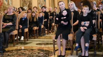 El Papa Francisco da mensaje de esperanza a familiares de mineros fallecidos en Polonia