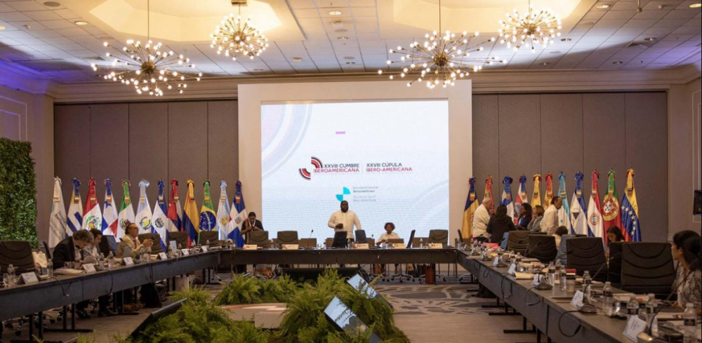 Comenzó la Cumbre Iberoamericana con un llamado a buscar sociedades 