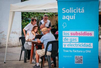 El massismo bonaerense refuerza la campaña de subsidios de luz y gas en el territorio