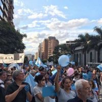Miles de personas se manifestaron por la vida en Córdoba