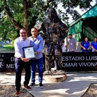 La UOM seccional Vicente López inauguró el estadio de futsal y lo bautizó “Luis Omar Vivona”