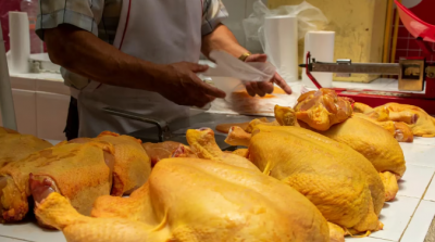 Acordaron un 32% de incremento salarial para los trabajadores del sector avícola