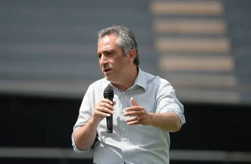 Andr�s Larroque se sube a la hip�tesis de Kicillof y se�ala a Bullrich