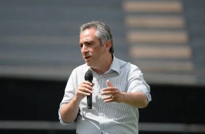 Andr�s Larroque se sube a la hip�tesis de Kicillof y se�ala a Bullrich