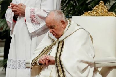 En la Misa Crismal, el papa Francisco pidi� a los sacerdotes que eviten las divisiones en la Iglesia