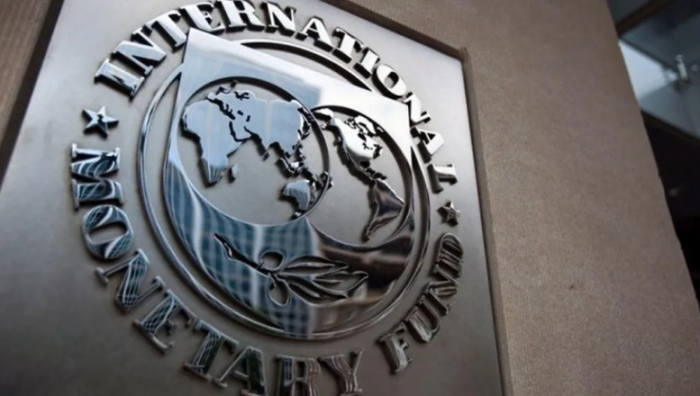 FMI: Argentina paga USD2.600 M en abril, reservas en mnimos y apuesta al dlar agro