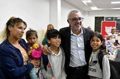 Julio Zamora encabezó la apertura oficial del Centro Cultural San José - Tábanos en Tigre norte