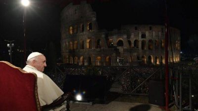 El Papa seguir� esta noche el V�a Crucis desde la Casa Santa Marta