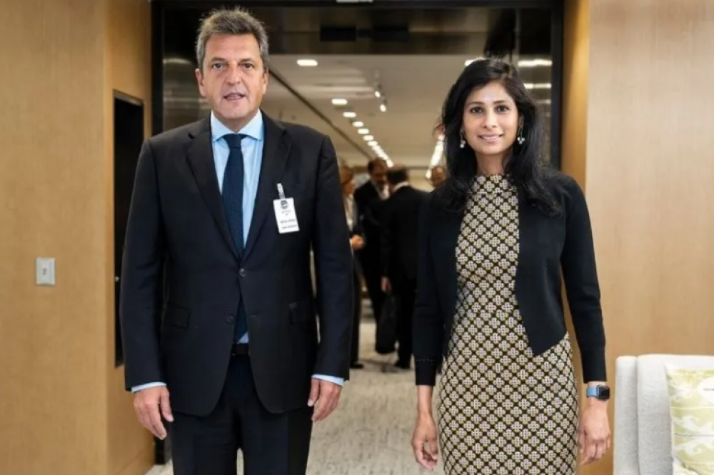 Sergio Massa pone en marcha el d�lar agro y se re�ne con el FMI: reservas en la mira