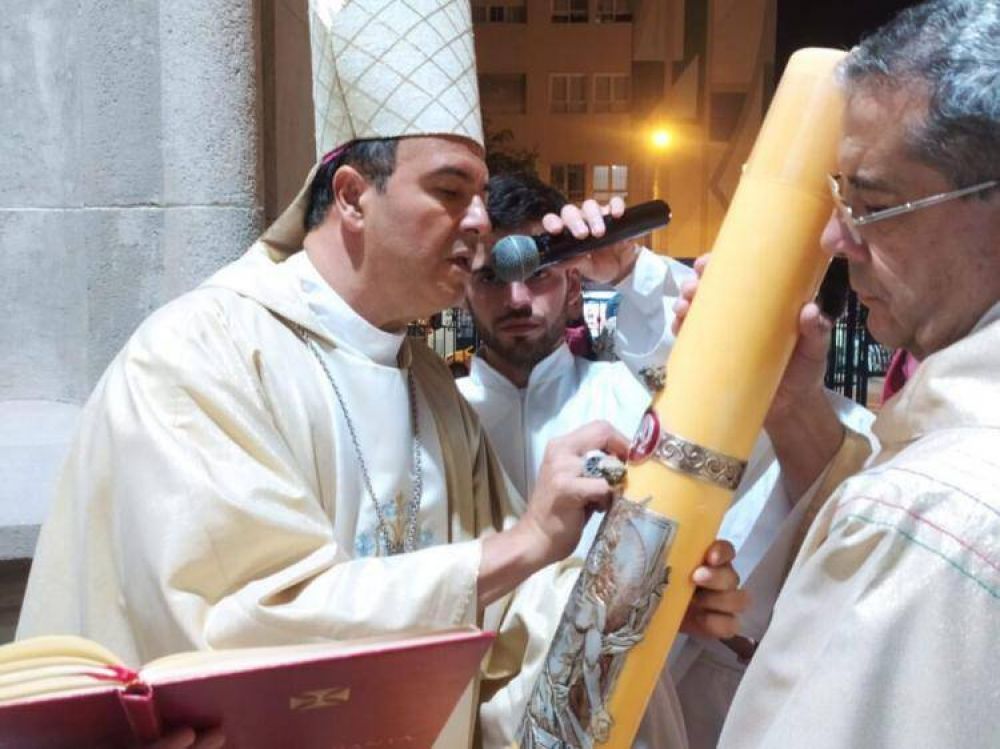 Mons. Mestre: 'Dejemos que Jes�s nos moje con su misterio y nos empape de s� mismo'