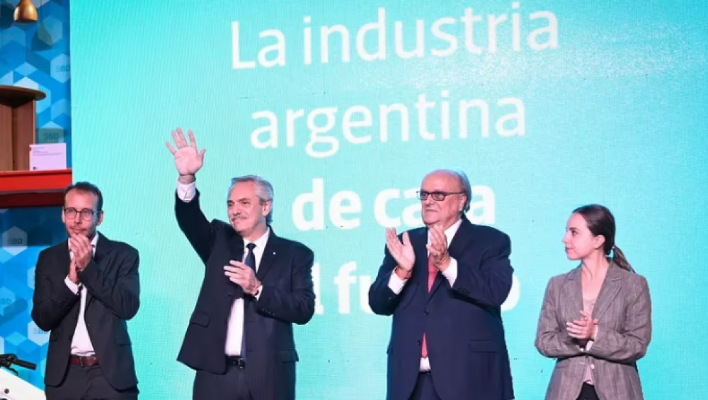 Alberto Fernndez critic al FMI, a Milei y replic los cuestionamientos de Mximo Kirchner