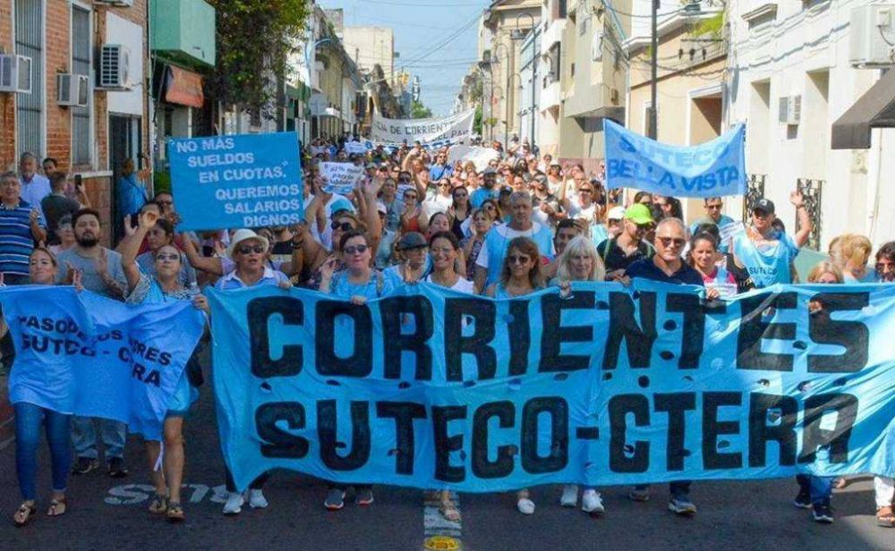 Pararon los docentes en Corrientes y el Gobierno provincial anunci el descuento de los das no trabajados