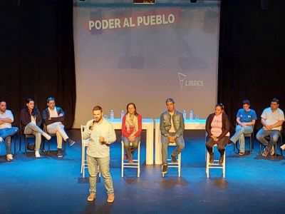 Rodrigo Blanco presenta su candidatura a intendente