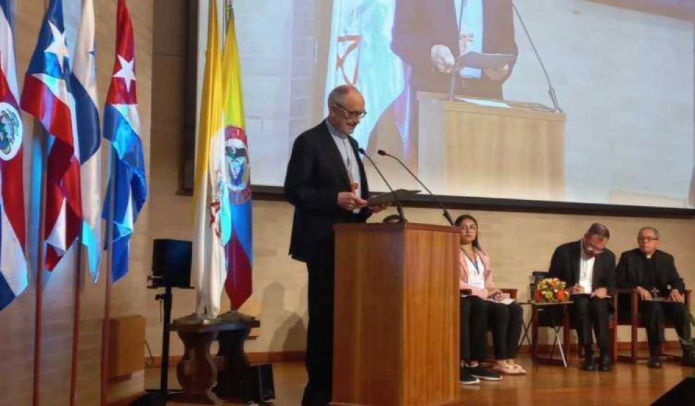'Es necesario un liderazgo pol�tico capaz de orientar opciones comunes hacia el bien de todos'