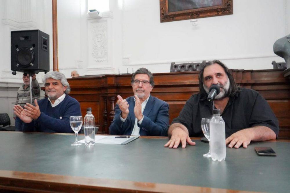 Correa cierra un acuerdo por formacin profesional con la CTA y afianza el vinculo entre Kicillof y gremios bonaerenses