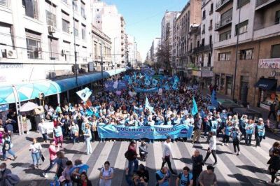 UEPC. Docentes de Córdoba finalmente aprobaron la propuesta salarial del gobierno