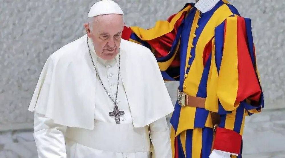 El Papa Francisco recibe al primer ministro de Ucrania antes de viajar a Hungr�a