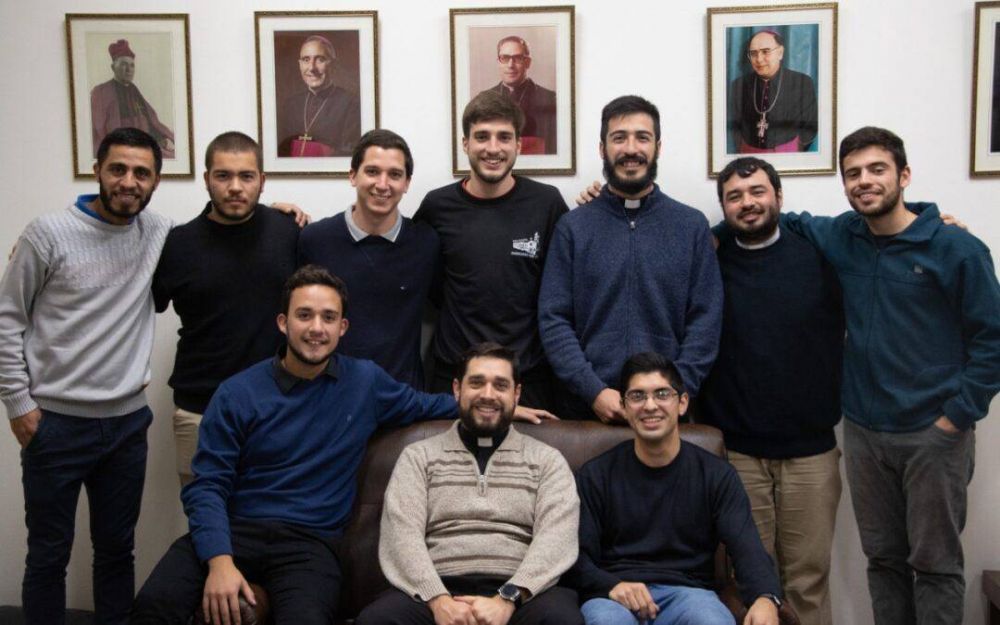 1000 amigos para los seminaristas