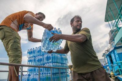 Naciones Unidas alerta del impacto ambiental y el coste económico del agua envasada
