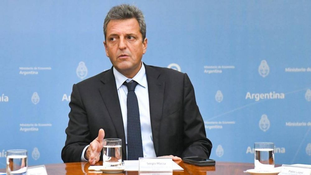 Con un riesgo social latente por la suba del dlar, Massa busc ganar tiempo y contencin con la CGT y el Evita