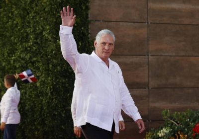 El presidente cubano se reúne con representantes de la Iglesia católica