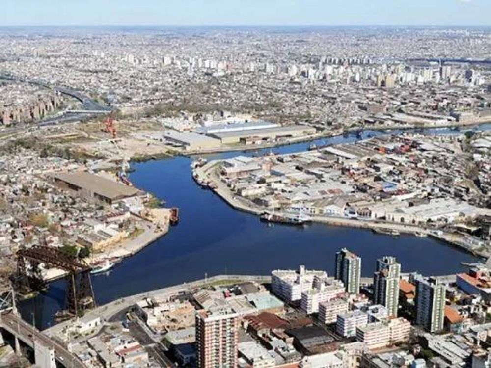 El Riachuelo en estado crtico: en 2022 se retiraron 3.500 toneladas de basura