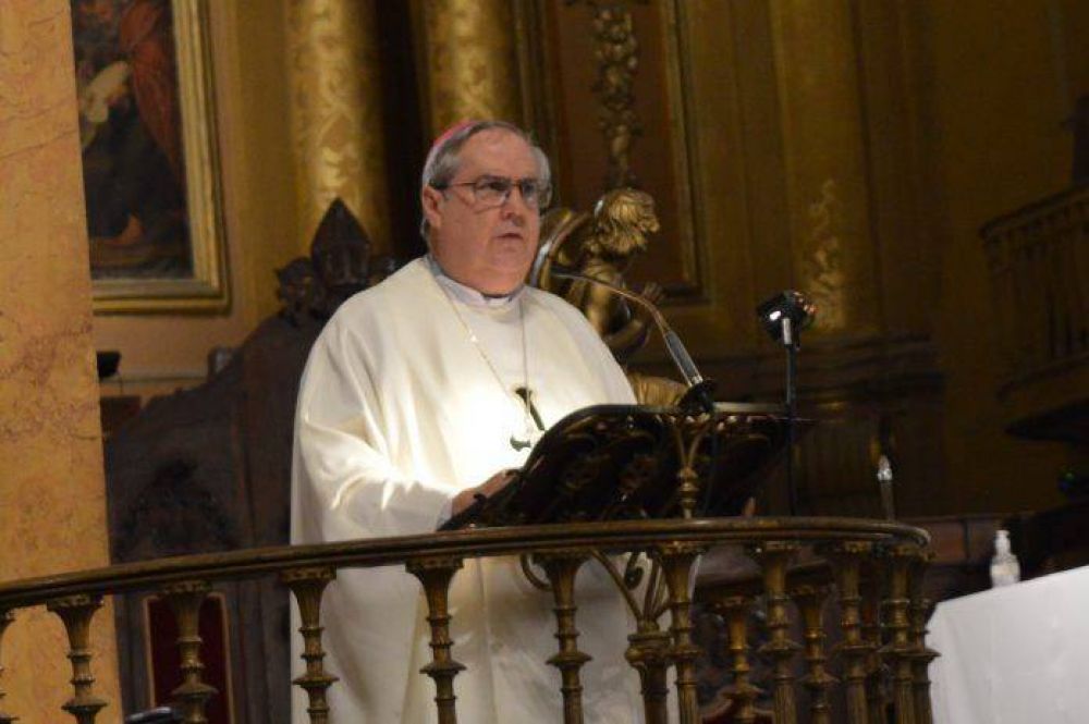 Mons. Rossi: 'Dejmonos mirar por el Seor, el Buen Pastor'