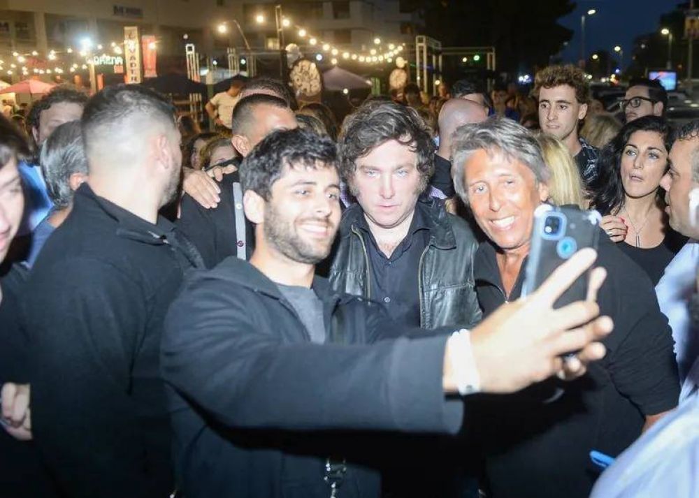 Javier Milei les solt� la mano a sus armados provinciales