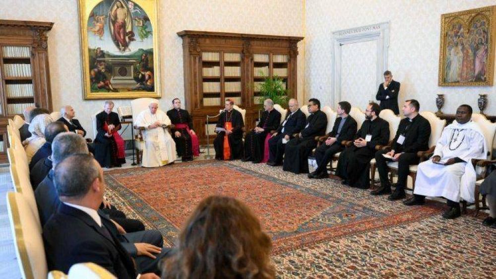 El Papa al Pr�ncipe El Hassan bin Talal: �Poner al centro las convergencias que nos unen�