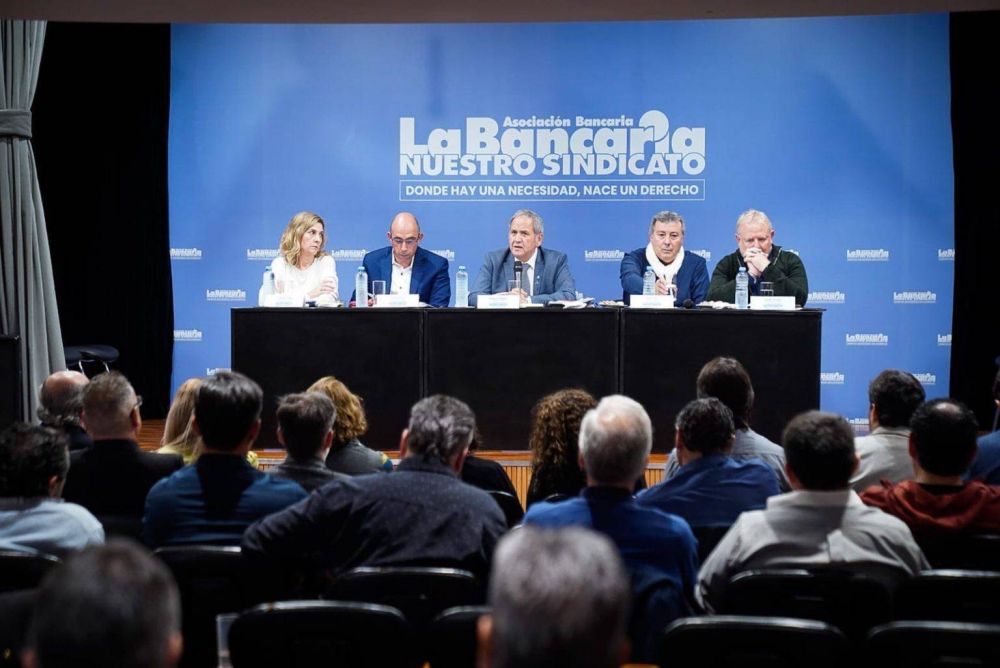 Por la escalada inflacionaria, Palazzo apur la revisin salarial y La Bancaria ya tiene fecha de reapertura paritaria