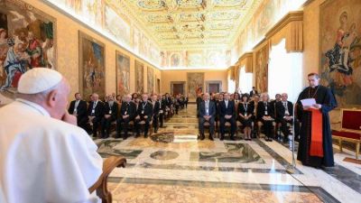 Francisco: Se dialoga contando la experiencia con Dios