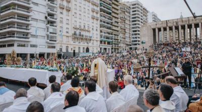 Mons. Martín: 'Recemos y trabajemos por la paz en Rosario'