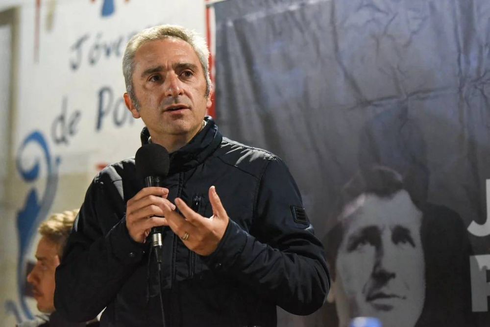 Larroque se diferenci de Wado y se sum a Massa en el reclamo para evitar las PASO