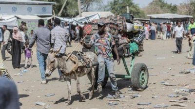 Sudán del Sur: Iglesia acoge a personas que huyen de combates en Sudán
