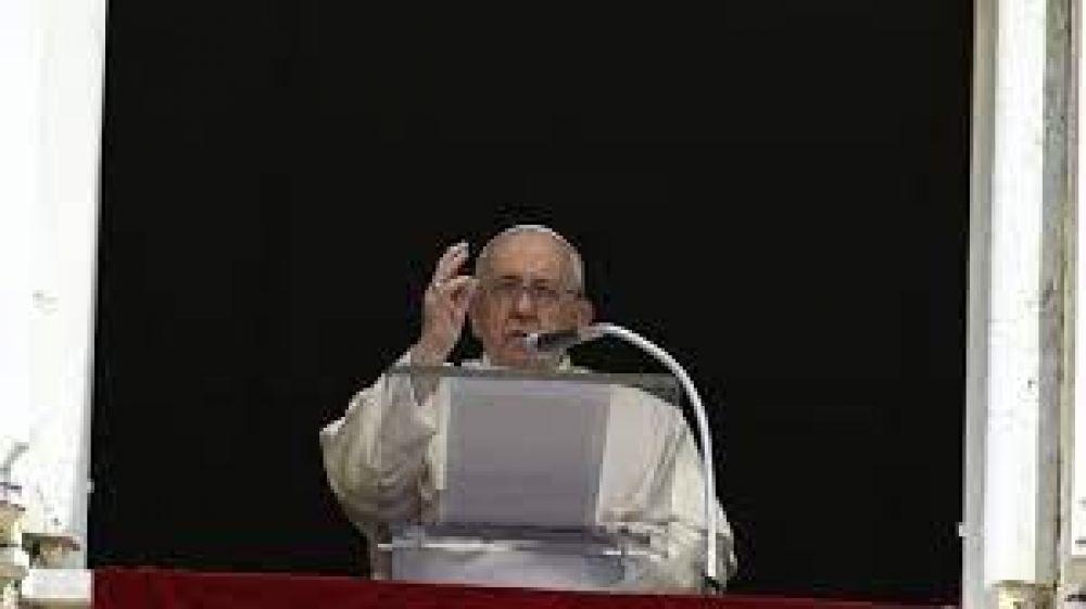 El Papa: Seamos d�ciles a la voz del Par�clito y sensibles a su presencia