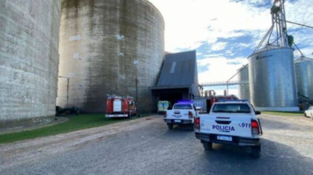 Otra muerte laboral: un trabajador falleci aplastado por un camin en una planta de silos de Santa Fe