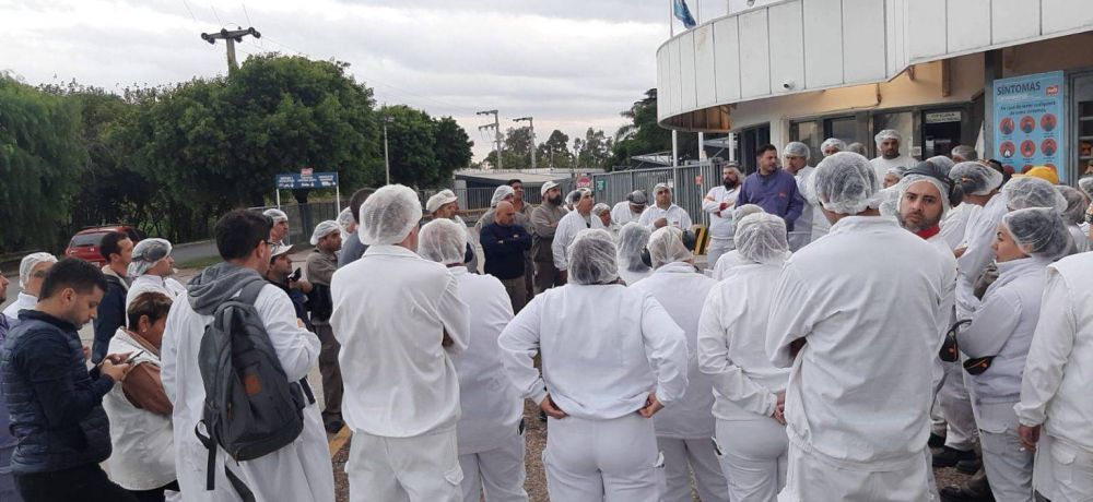 Crdoba: Despidieron a 30 trabajadores de Bagley y el sindicato de Alimentacin habla de aleccionamiento