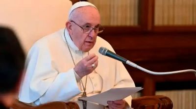 El Papa se�ala el individualismo y el relativismo como desaf�os pastorales