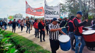 Tierra para vivir. Guernica: familias de la toma se movilizan al municipio con exigencias a Kicillof y Cantero